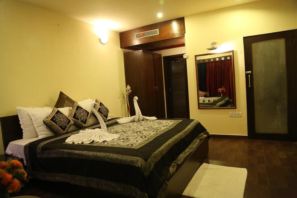 Meuse Jupiter Business And Luxury Hotel Nashik Ruang foto