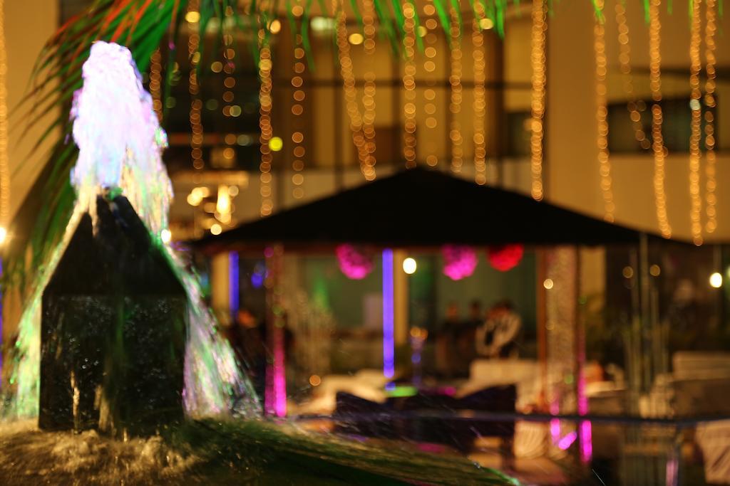 Meuse Jupiter Business And Luxury Hotel Nashik Bagian luar foto
